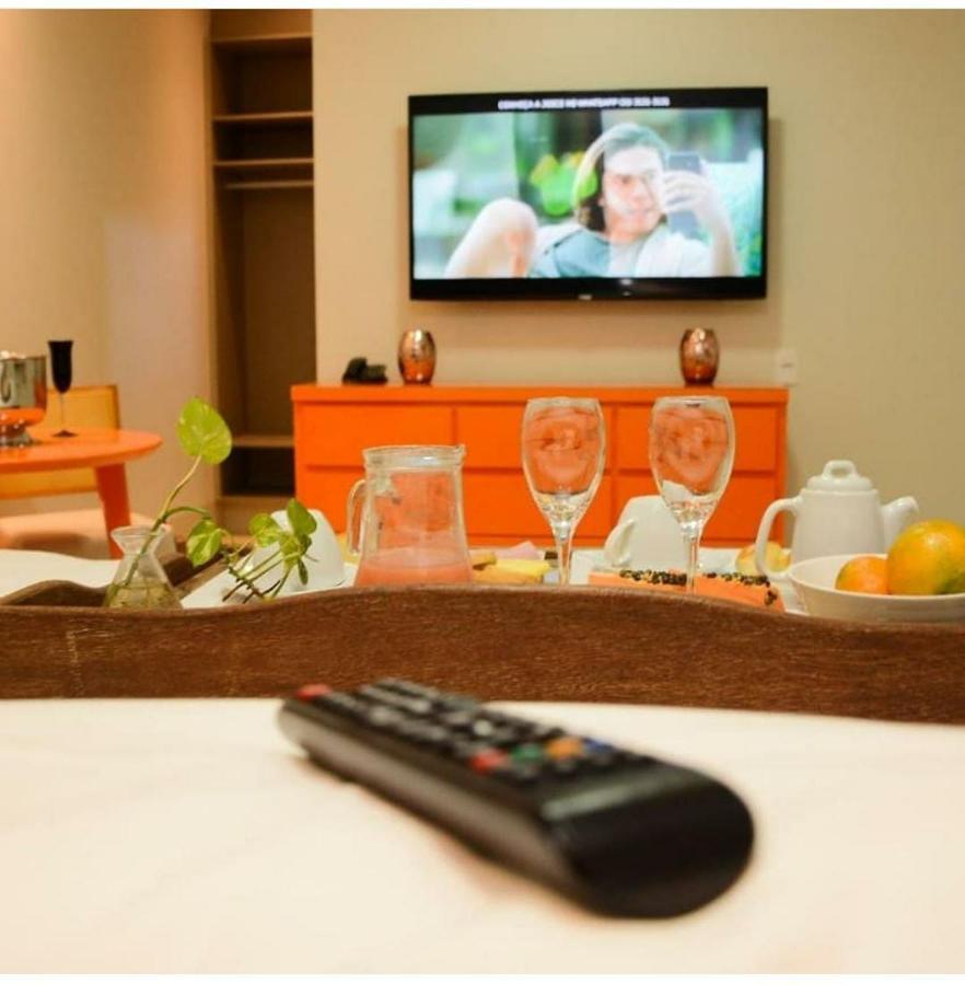 Deluxe King Suite